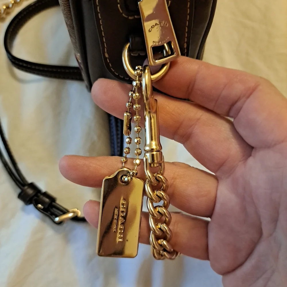 COACH Signature Shoulder Bag Floral Brown Small Defect On Label Inside See Pics - Picture 10 of 11